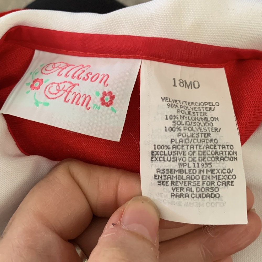 Vintage Allison Ann red velvet outfit with Peter Pan collar with tartan trim - Picture 10 of 10
